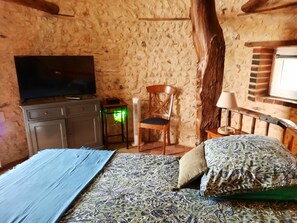 1 habitación, cuna de viaje, wifi gratis y ropa de cama