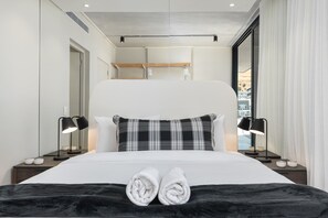 2 chambres, fer et planche Ă repasser, Internet, draps fournis