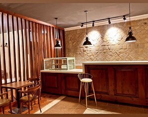 Quầy tiếp tân