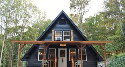 A Cozy A-Frame near Patoka Lake and French Lick