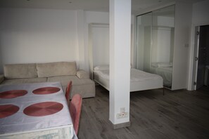 1 Schlafzimmer, Bügeleisen/Bügelbrett, WLAN, Bettwäsche