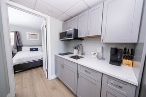 Private kitchen - Nassau Inn Beachfront (Wildwood Crest)