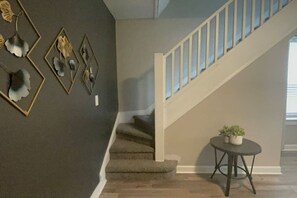 Interior - Cozy Portsmouth Retreat 2BR/1BA (Portsmouth)