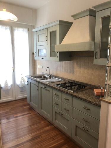 Comfortable Apartment center Sarzana