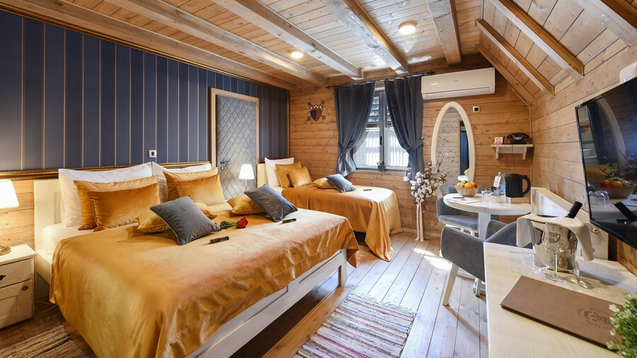 Lakeside Hotel Plitvice