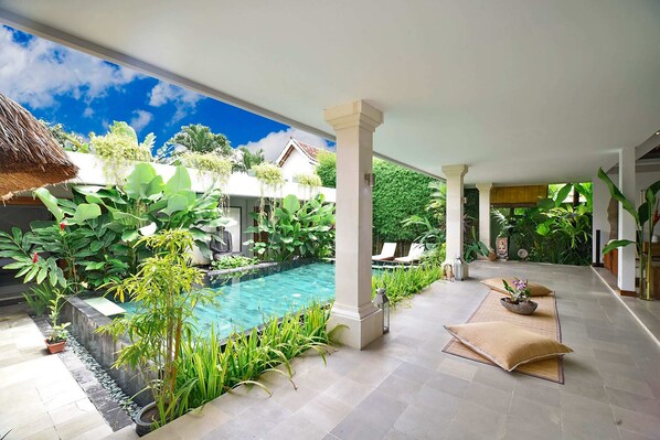 Terrace/patio - Villa Kupu Kupu (Kerobokan)