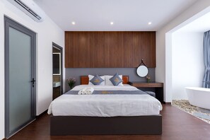1 habitación, tabla de planchar con plancha, cuna de viaje y wifi 