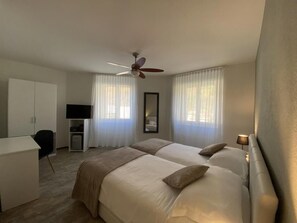 Chambre Confort Double ou avec lits jumeaux