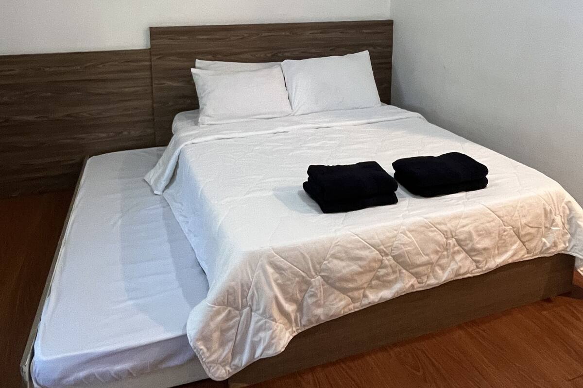 Minibar, rideaux occultants, fer et planche à repasser, Wi-Fi gratuit