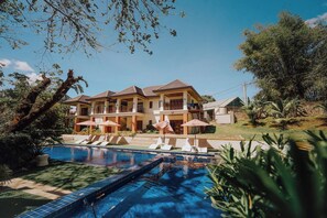 Building design - Villa Antonio de Dave Resort (San Jose del Monte)