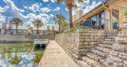 Waterfront townhome on Lake LBJ in Horseshoe Bay w/ day docking.