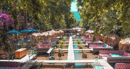 Adrasan River Hotel