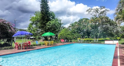 Natural and familiar tourist farm Restrepo Meta Colombia