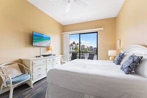 2 bedrooms, iron/ironing board, free WiFi, bed sheets - Lovely 2 Bedroom/2Bath Lake View Condo Across From Siesta Beach! (Siesta Key)