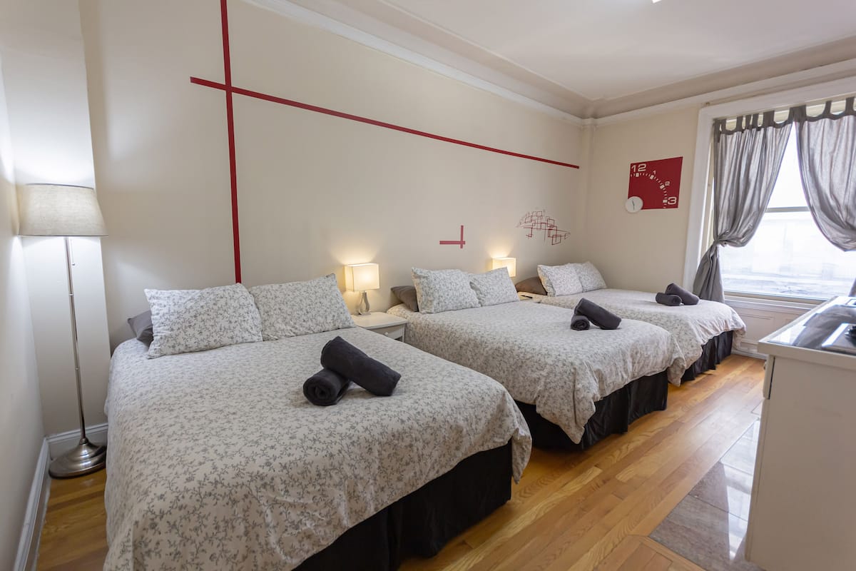 Standard Studio #2 | Free WiFi, bed sheets