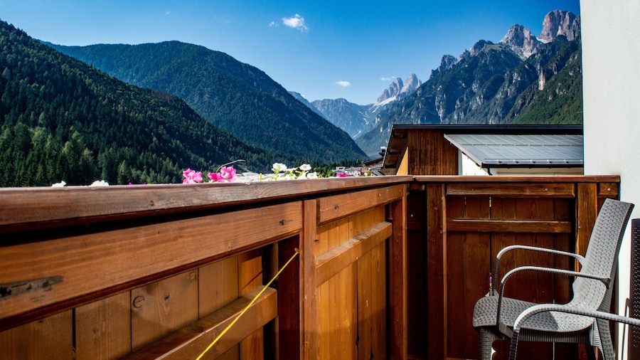 Hotel Serena - Tre Cime Views