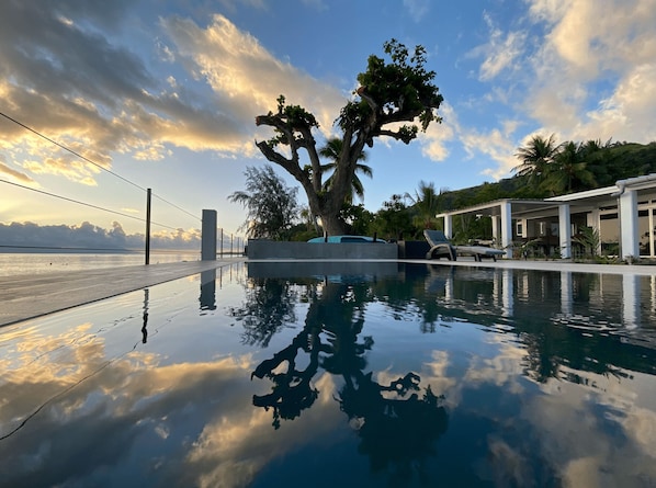 Udendørs pool