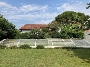 Property grounds - Maison 120m2, 3 ch Terrain 1000m2 Avec Piscine. Calme, Exposé Sud, Centre Anglet (Anglet)