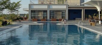 Family home-villa at senic green resort