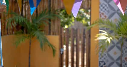 Casa Makech: Cómoda estancia cerca del centro y Calzada de los Frailes