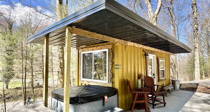 Get 'Wilder' @McFaddenRidge mins from New River Gorge Nat'l Park w/hot tub!