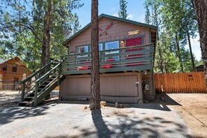 Exterior - The Twisted Twig (Big Bear Lake)