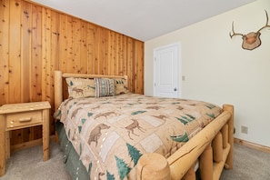 Basic Cabin | 4 bedrooms, free WiFi