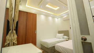 Blackout curtains, soundproofing, iron/ironing board, free WiFi