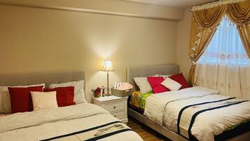 4 habitaciones, escritorio, wifi y ropa de cama