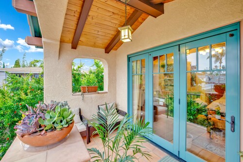 Spanish Style Cozy Studio