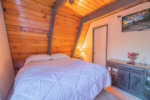 Basic Μικρό Σπίτι | 2 υπνοδωμάτια, δωρεάν Wi-Fi 