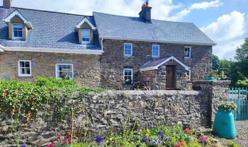 Farmhouse in the perfect location to discover Ireland