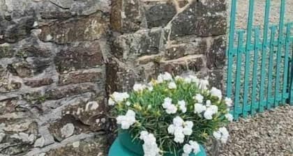 Farmhouse in the perfect location to discover Ireland
