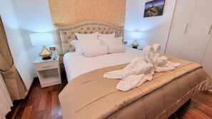 Deluxe Apartment | Down comforters, Tempur-Pedic beds, individually decorated, desk - Hotel Inkasabios Cusco (Cusco)