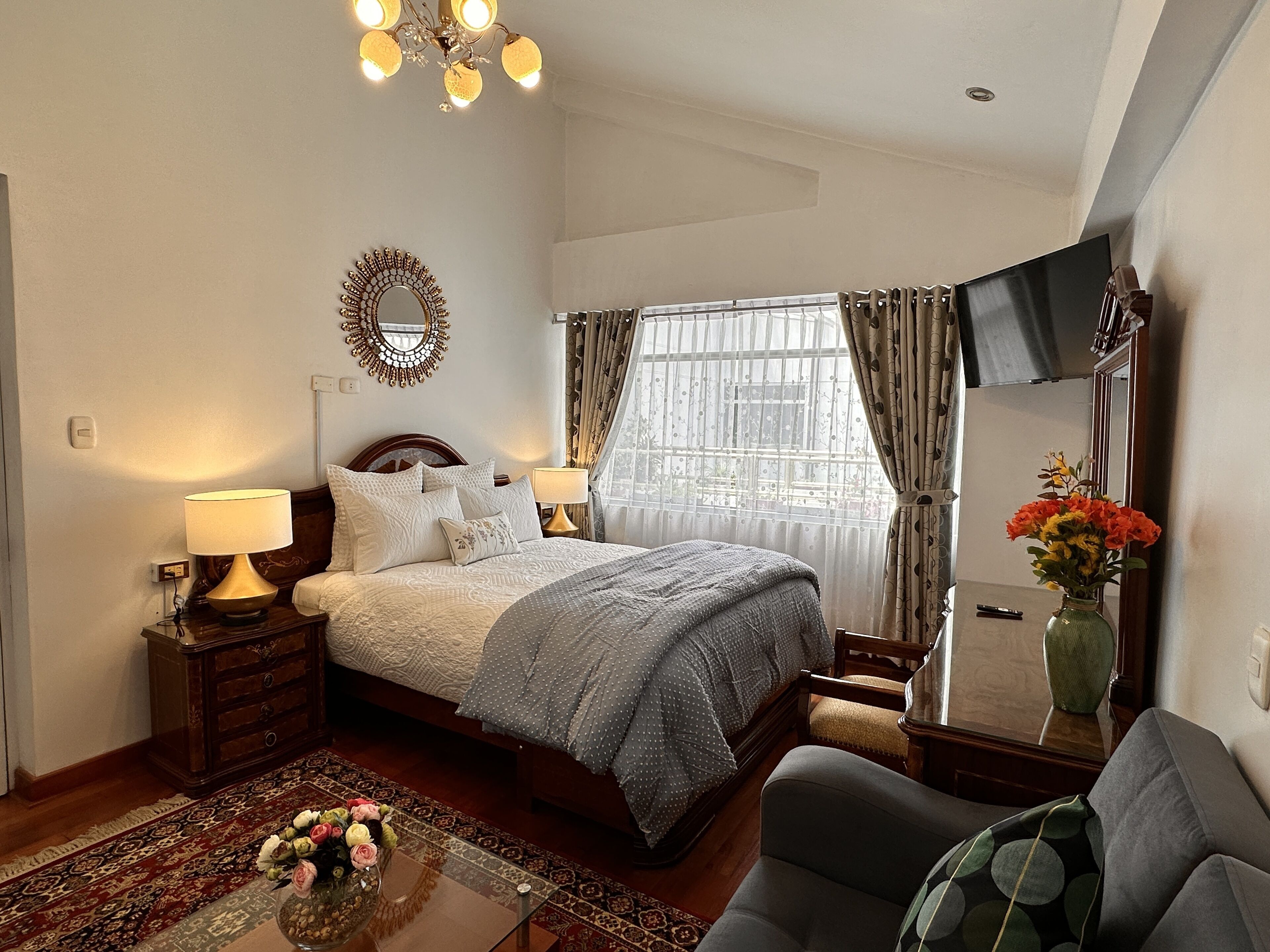 Down duvets, Tempur-Pedic beds, individually decorated, desk