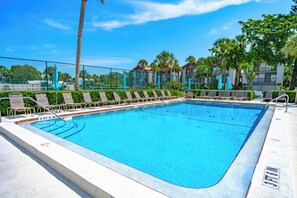 Exterior - Our House Lake House by Beachside Mgt (Siesta Key)