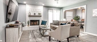 Newly remodeled 5BD- just 10 mins from airport!