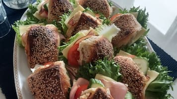 Gratis morgenmadsbuffet hver dag