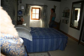 2 bedrooms