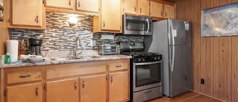 基本小屋 | 私人廚房 | 廚房用具/餐具/器皿