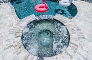 Piscina externa, piscina aquecida