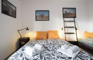 2 soverom, strykejern/-brett, wi-fi (inkludert) og sengetøy