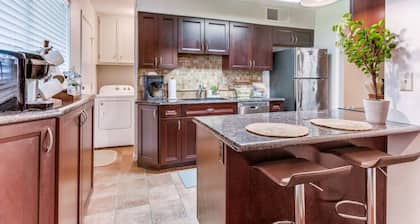 Escape to Olivia's Hideaway in Allen! Close to shopping,Eat, and entertainment