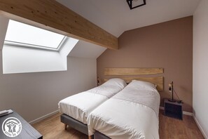 3 bedrooms, free WiFi, wheelchair access - Mon Beau nid - Charbonnieres LES Varennes (CHARBONNIERES LES VARENNES)