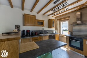 Fridge, microwave, oven, dishwasher - L'atelier - Estandeuil (ESTANDEUIL)