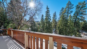 Basic Cabin | Terrace/patio - The Outdoors Inn (Big Bear Lake)