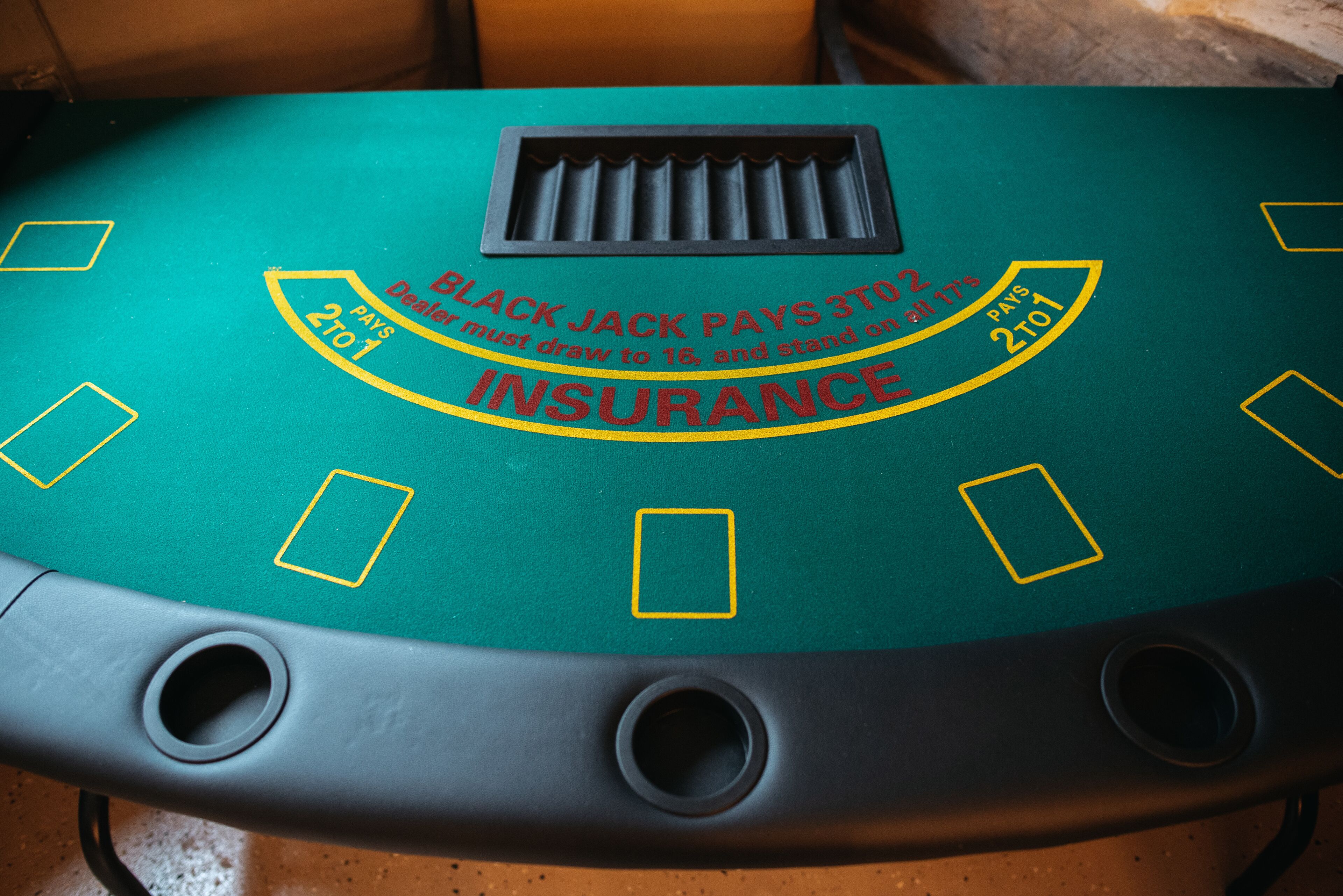 Nature Lovers Paradise Uncle Toms Cabin w/ Game Room 5644!, Grayling