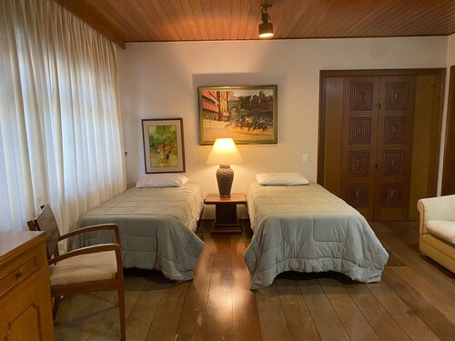 MANSION-São Paulo- near Congonhas Airport - 22 people