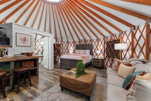 1 slaapkamer, een strijkplank/strijkijzer, wifi, beddengoed