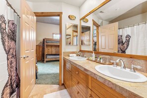 Cabane | Salle de bain